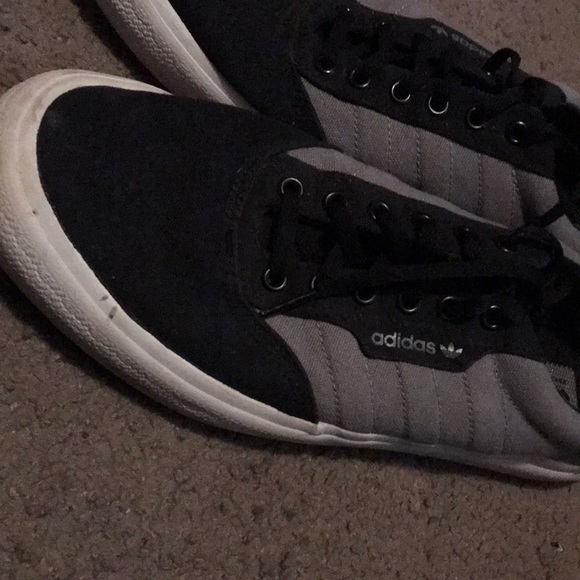 Adidas - Picture 2 of 2